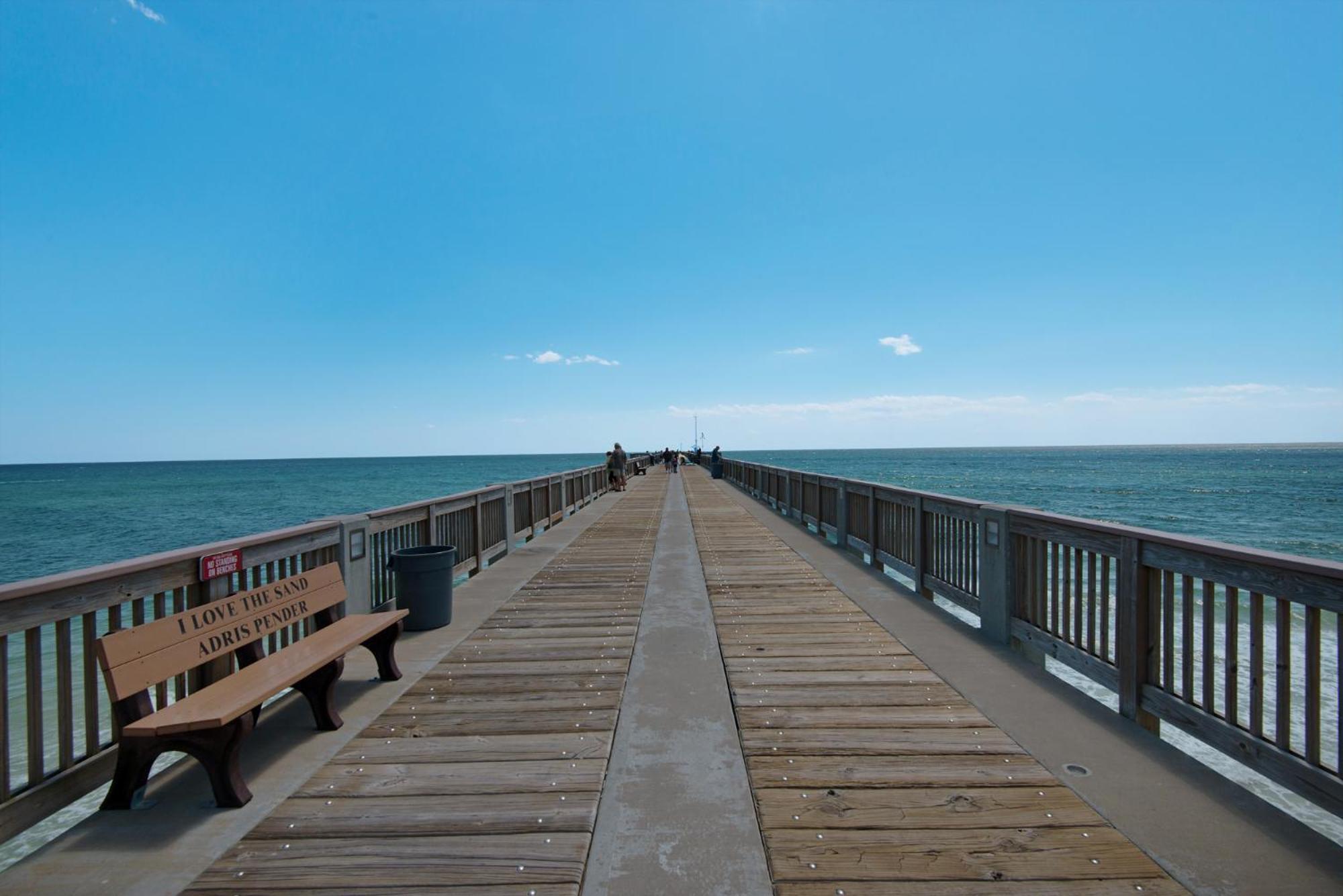 Gulf Front Master Bedroom! 2 Pools & Hot Tubs! Sleeps 8! Panama City Beach Exterior foto